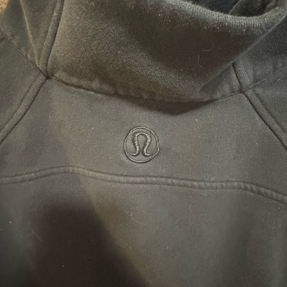 lululemon athletica Black cropped sweatshirt - Picture 4 of 7